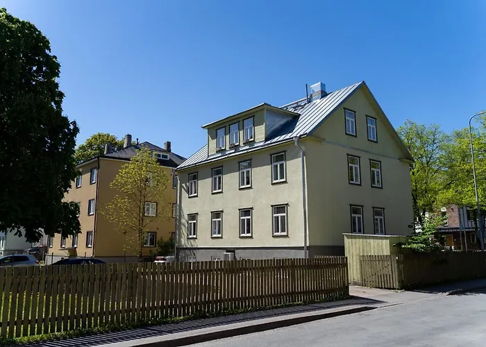 Apartament Veerenni31 *